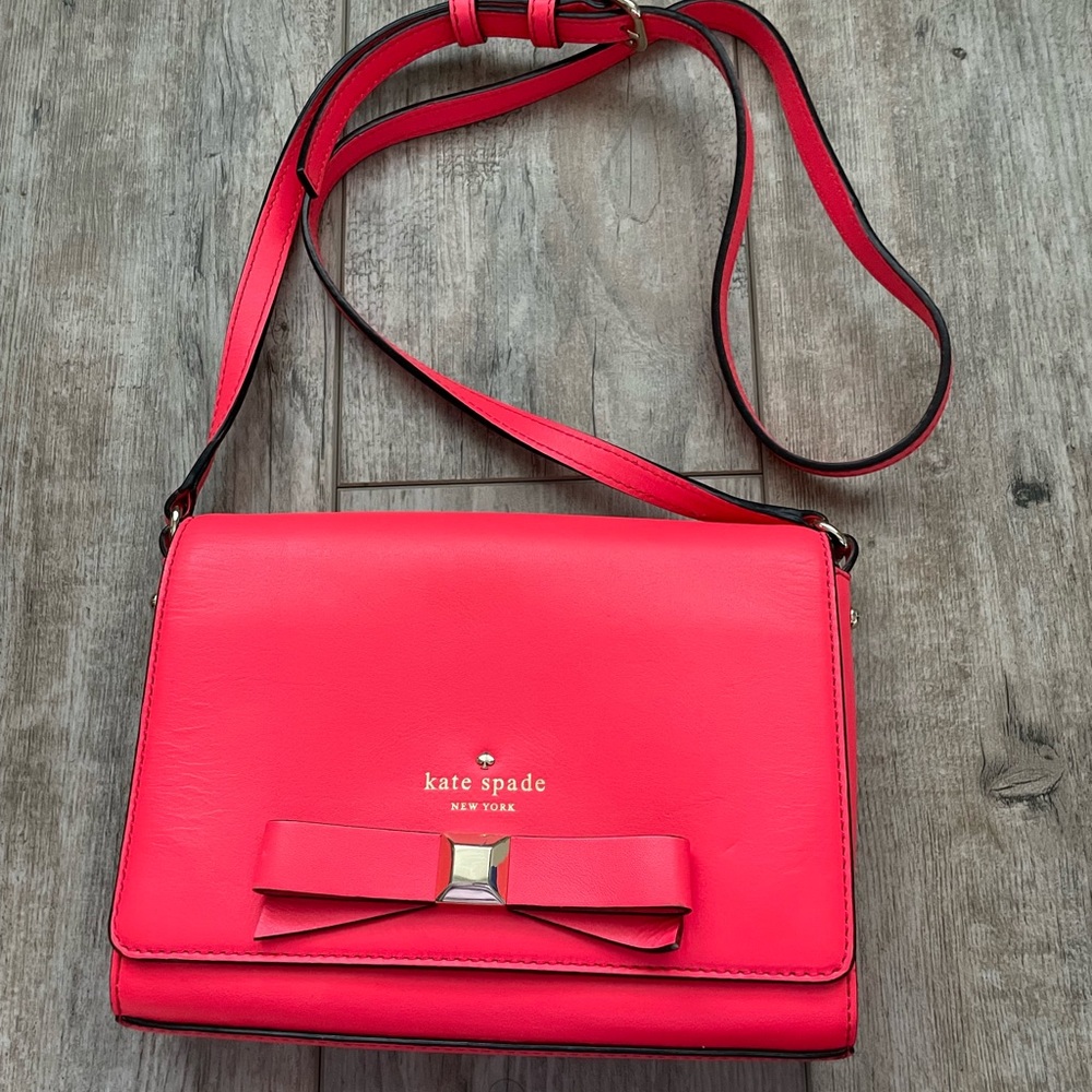 Kate Spade Holly Street Rubie crossbody bag in geranium